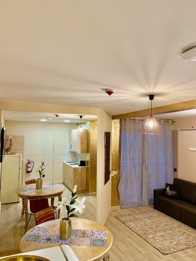 Garnica5 Suites Torrelavega Bagian luar foto